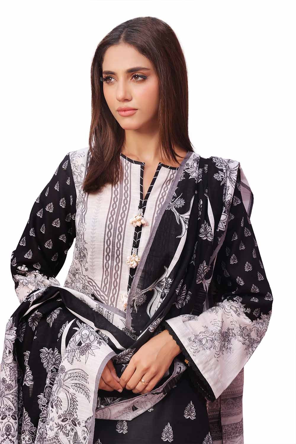 3 Piece Unstitched Printed Khaddar Suit
