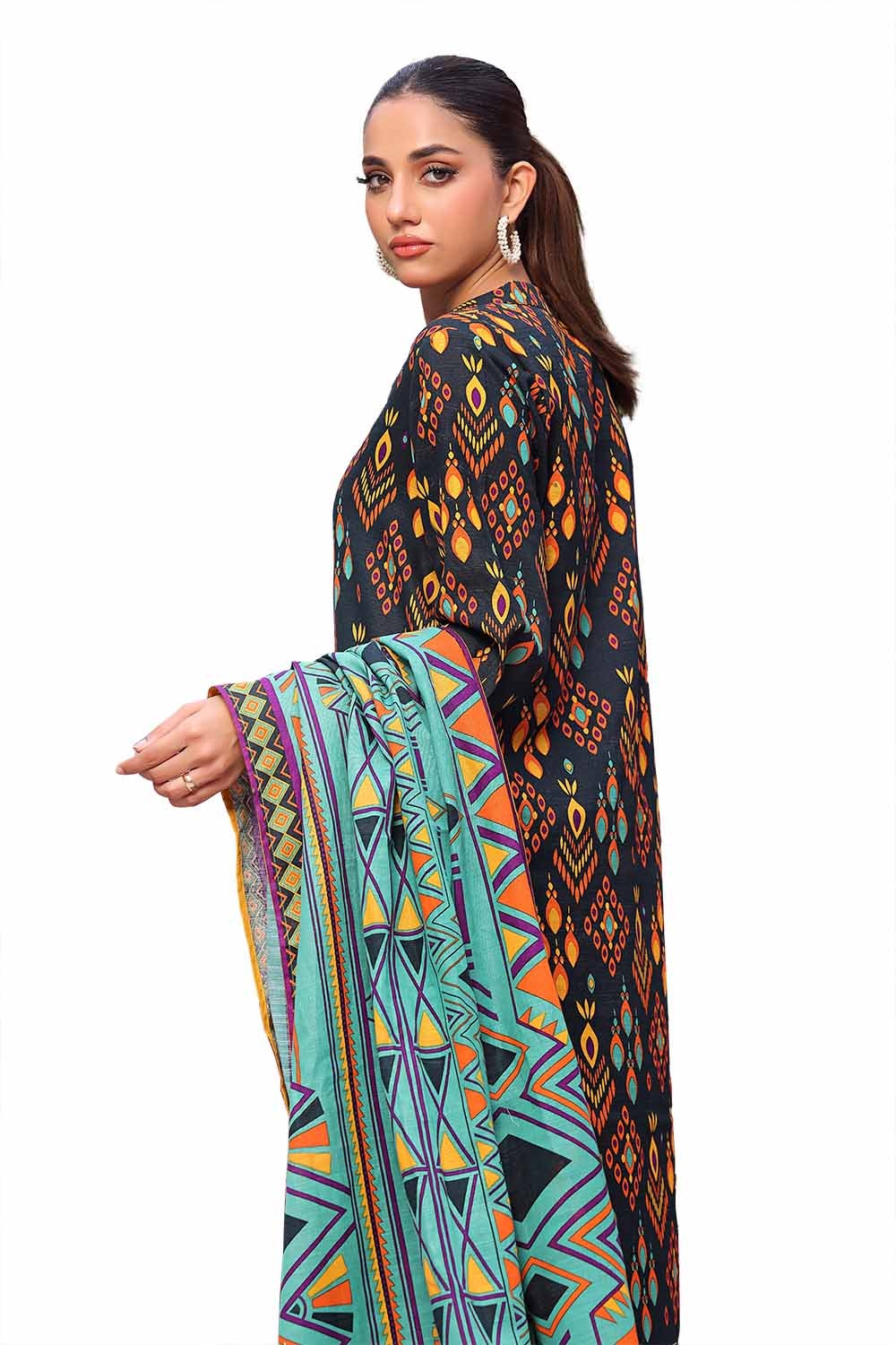 3 Piece Unstitched Printed Khaddar Suit