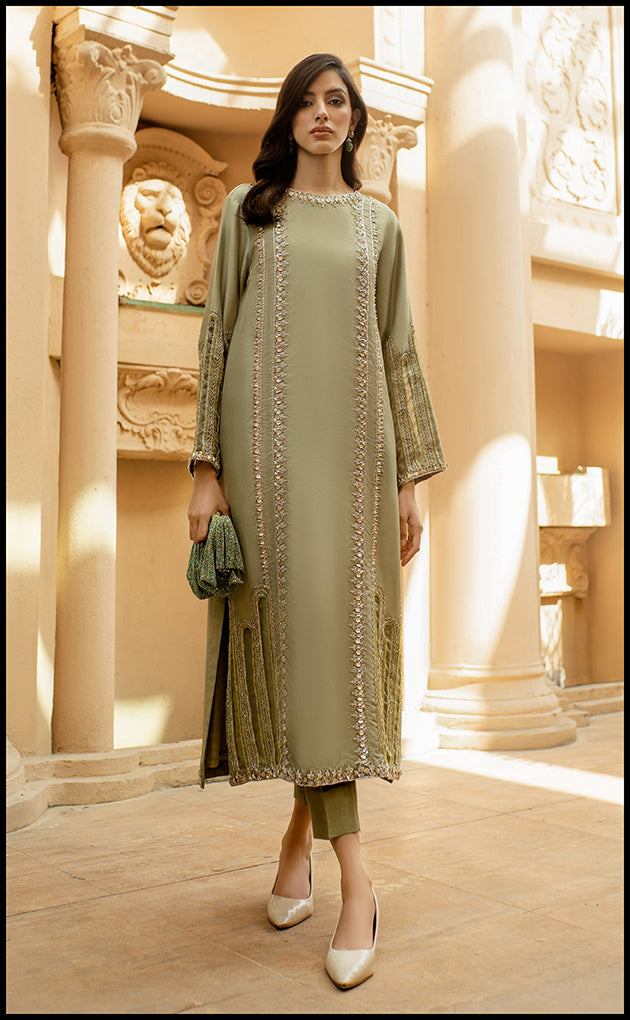 https://cdn.shopify.com/s/files/1/0560/5431/7229/products/secret-garden-luxury-335920.jpg?v=1664398738
