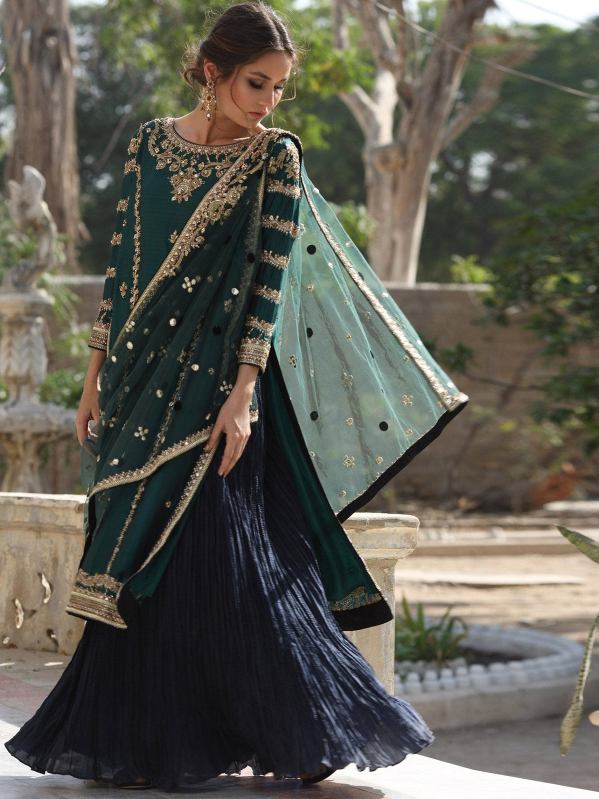 Side Slit & Draped Dupatta
