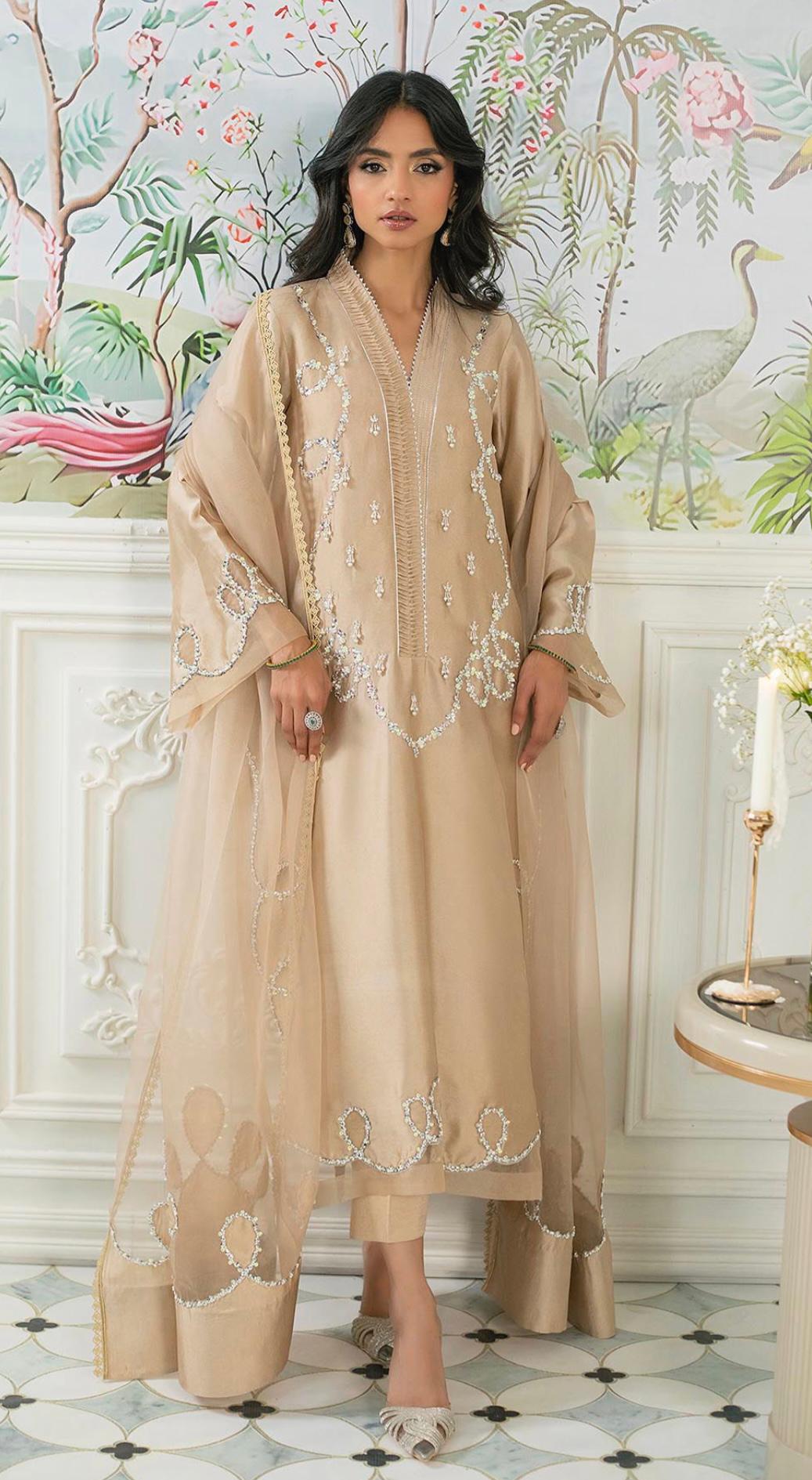 Sohani Beige Eid Series’25 by Alizay Saad