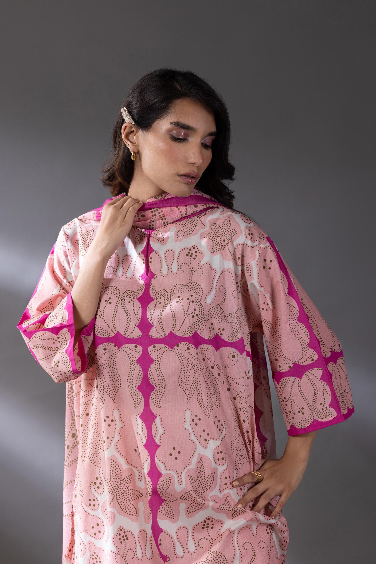 ICE BLUE LUXURY EMBROIDERED KARANDI SET (NEL-25634)