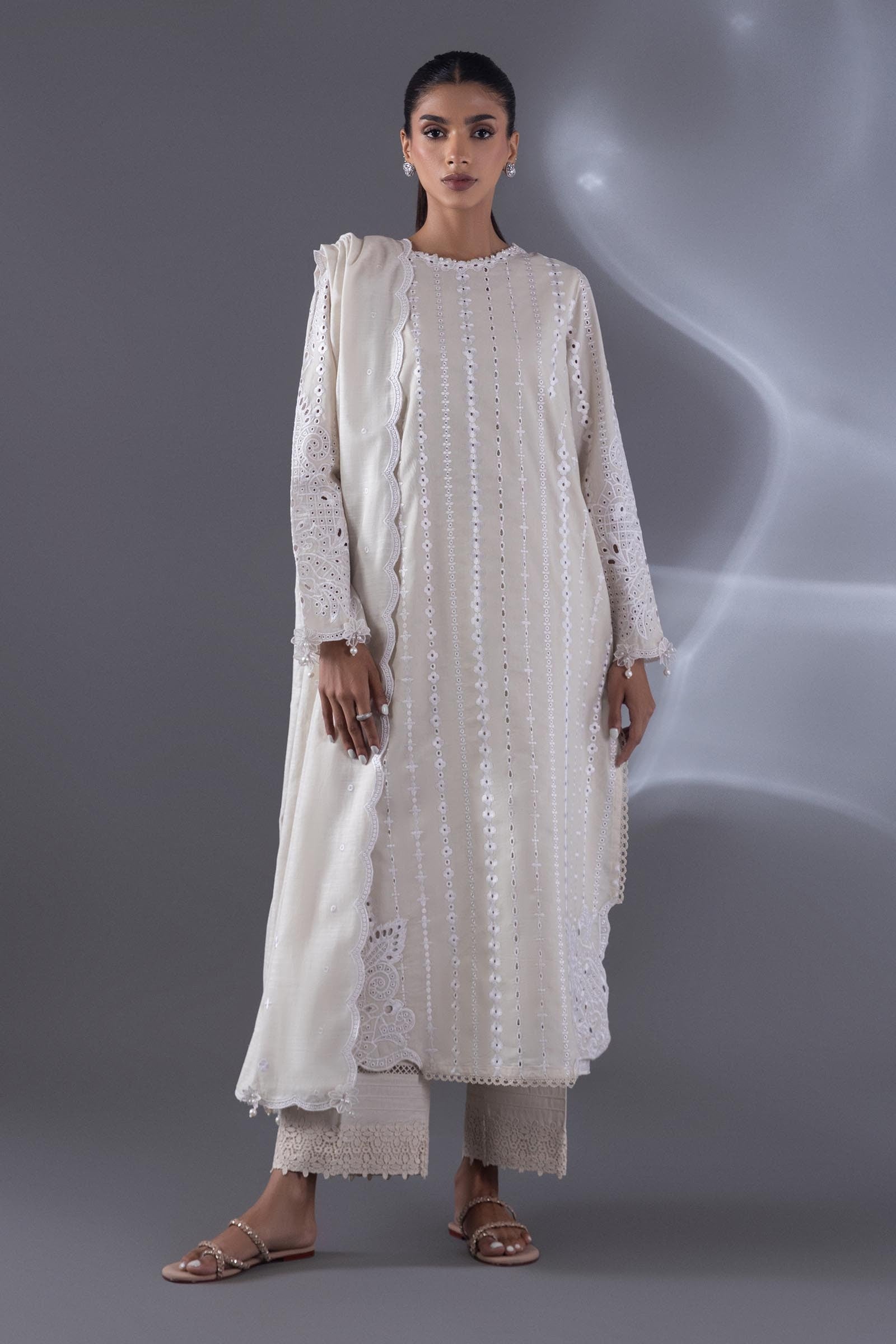 Stitched Lawn Embroidered Dupatta