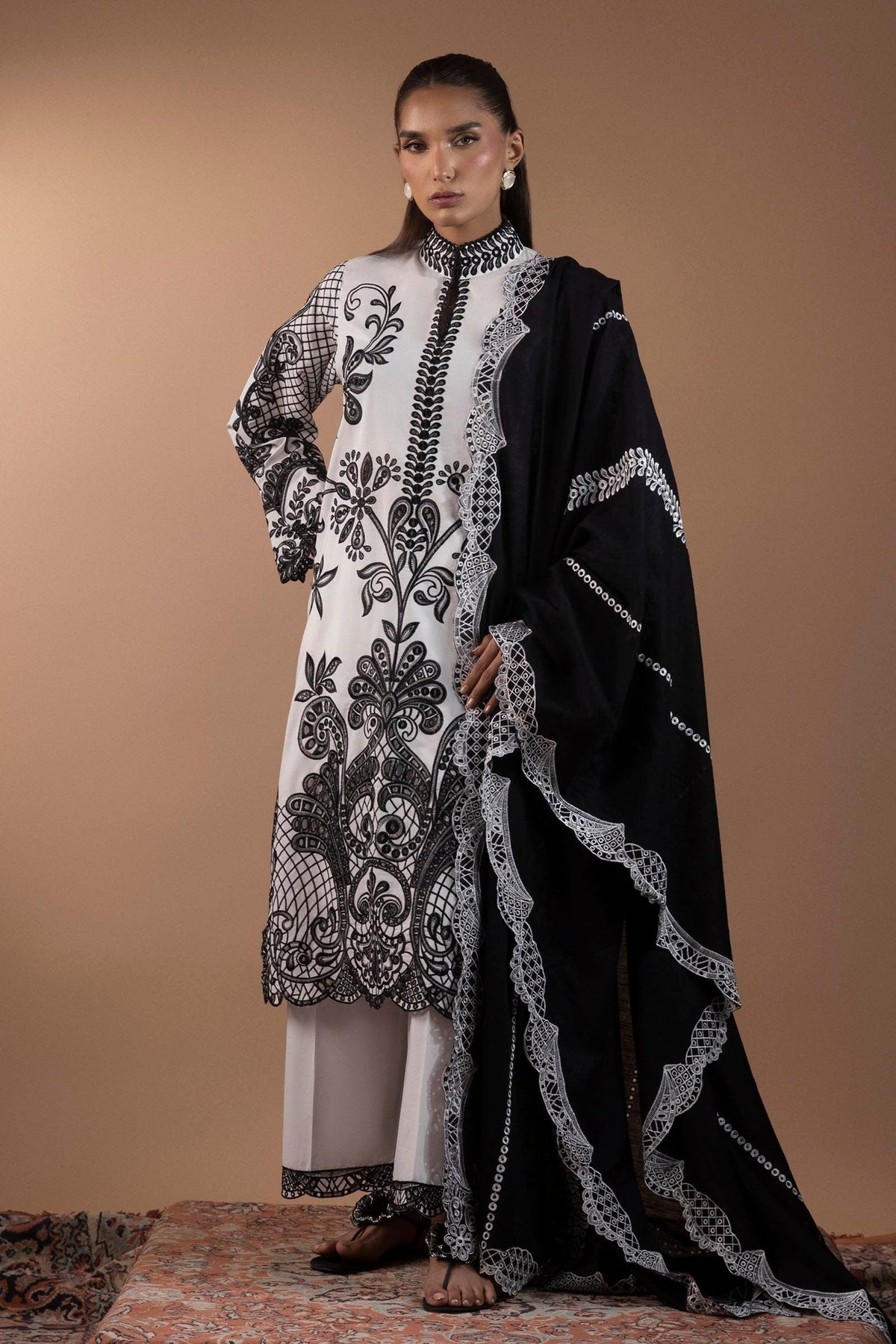 Stitched Signature Dupatta