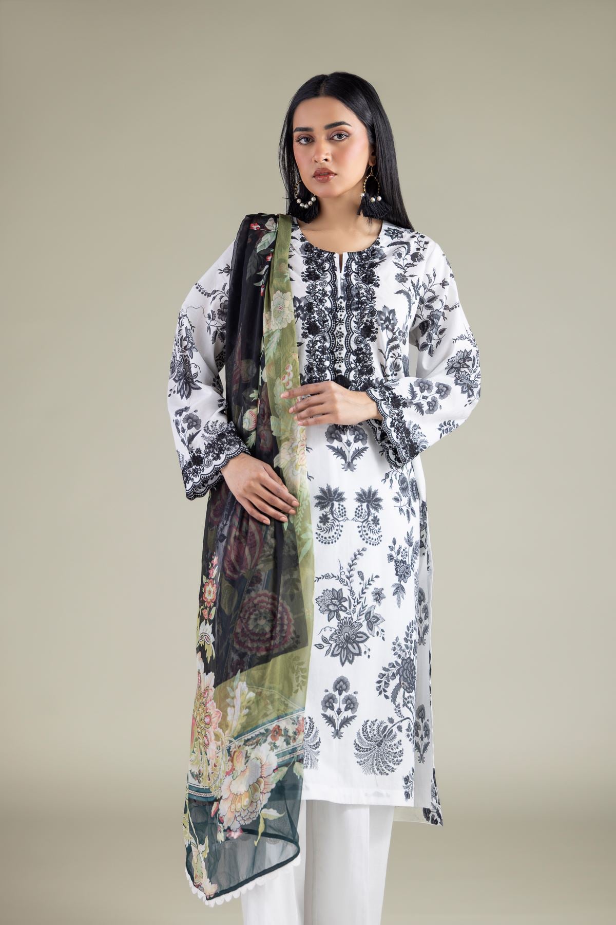 Tailored 3-Piece Lawn