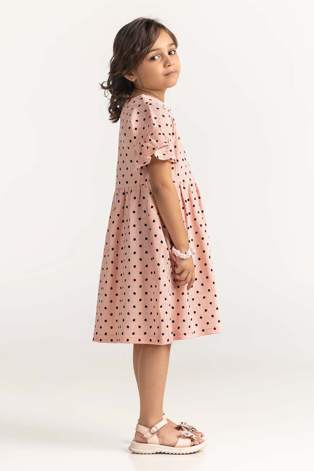 https://cdn.shopify.com/s/files/1/0706/3253/8159/files/textured_round_neck_dress_tg-drs-ss24-412_3.jpg?v=1758455641