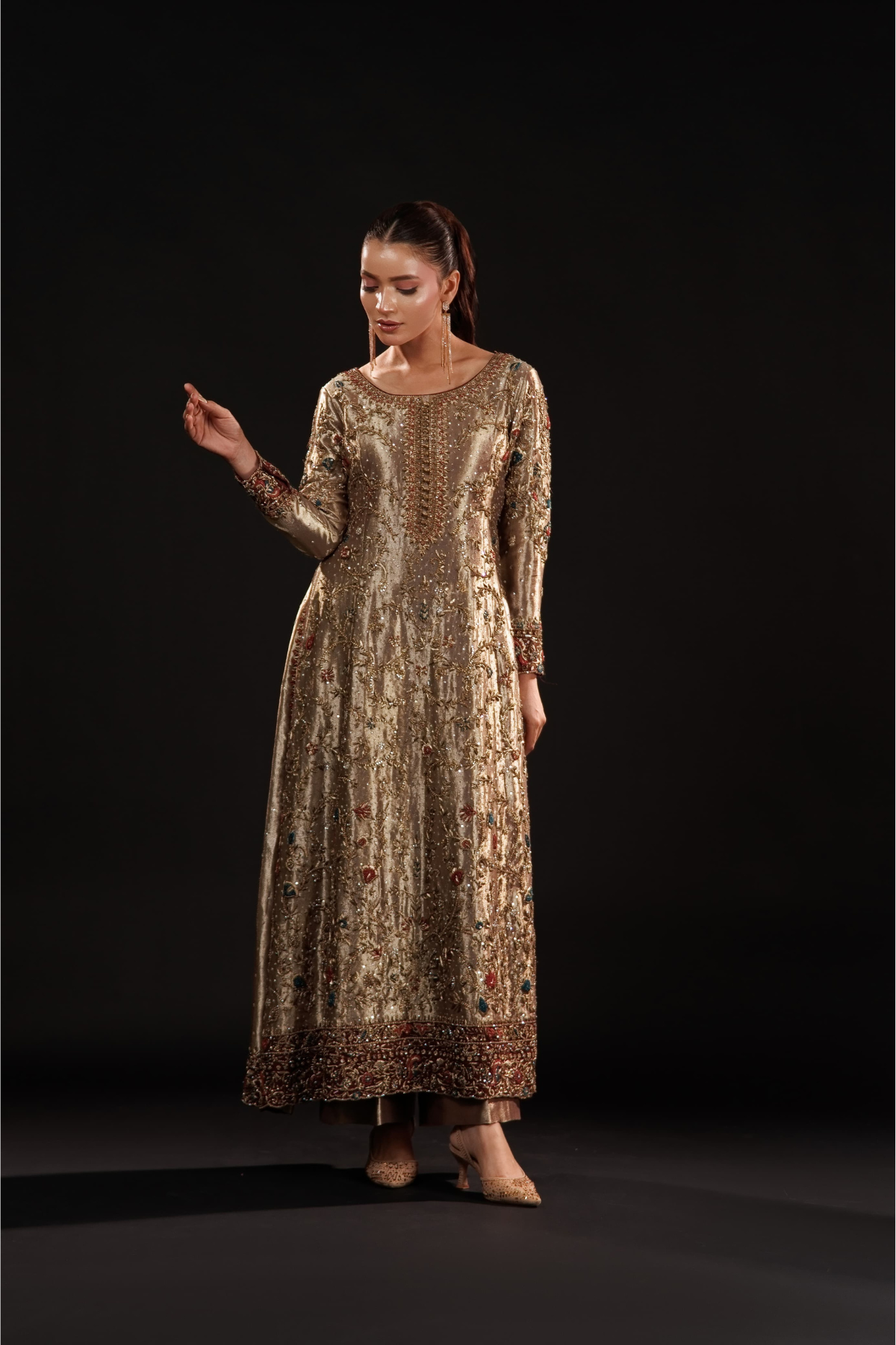 Usama Silk Gilded Mosaic Style