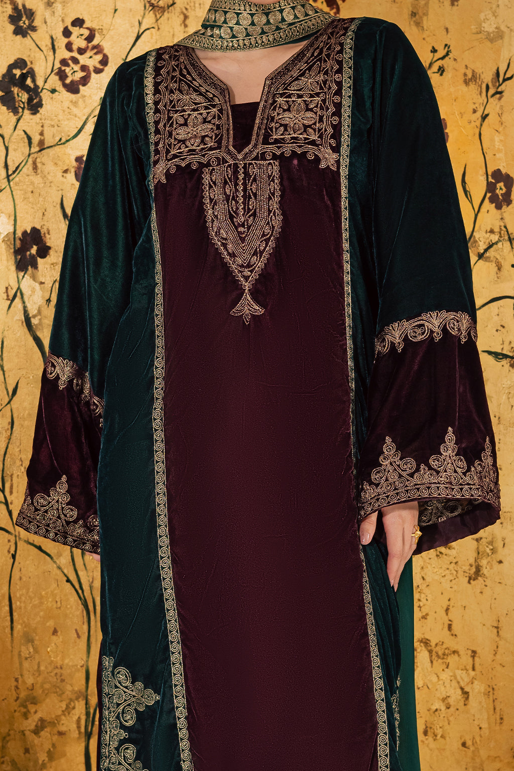 https://cdn.shopify.com/s/files/1/0019/7217/4947/files/velvetmuseproductlisting_0028_1C0A1005copy.jpg?v=1764583368