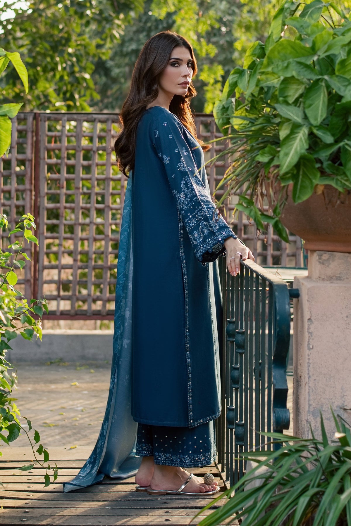 Blue Mantis 3Pc - Embroidered Khaddar Pret