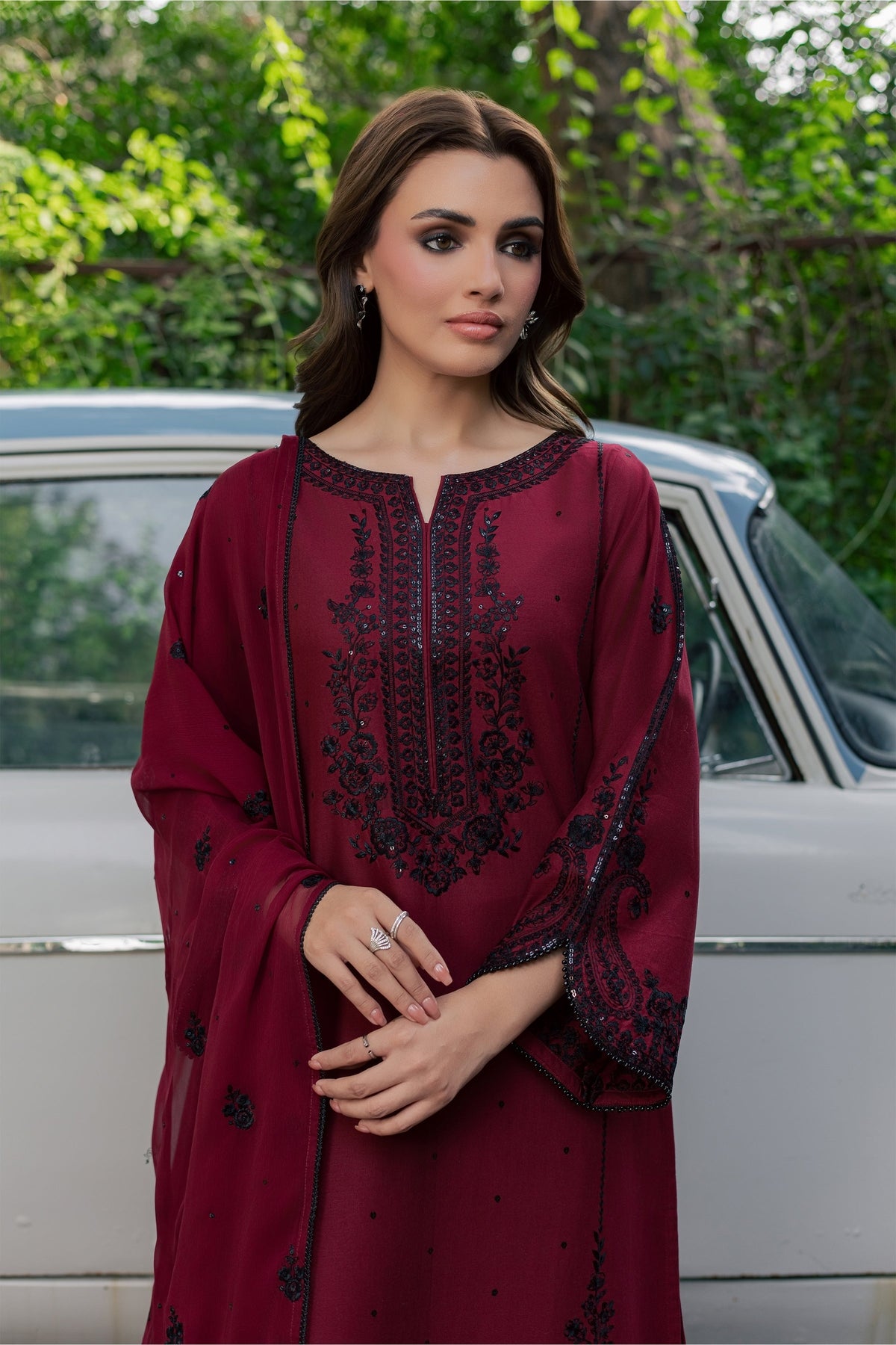 Red Manzar 3Pc - Embroidered Khaddar Pret