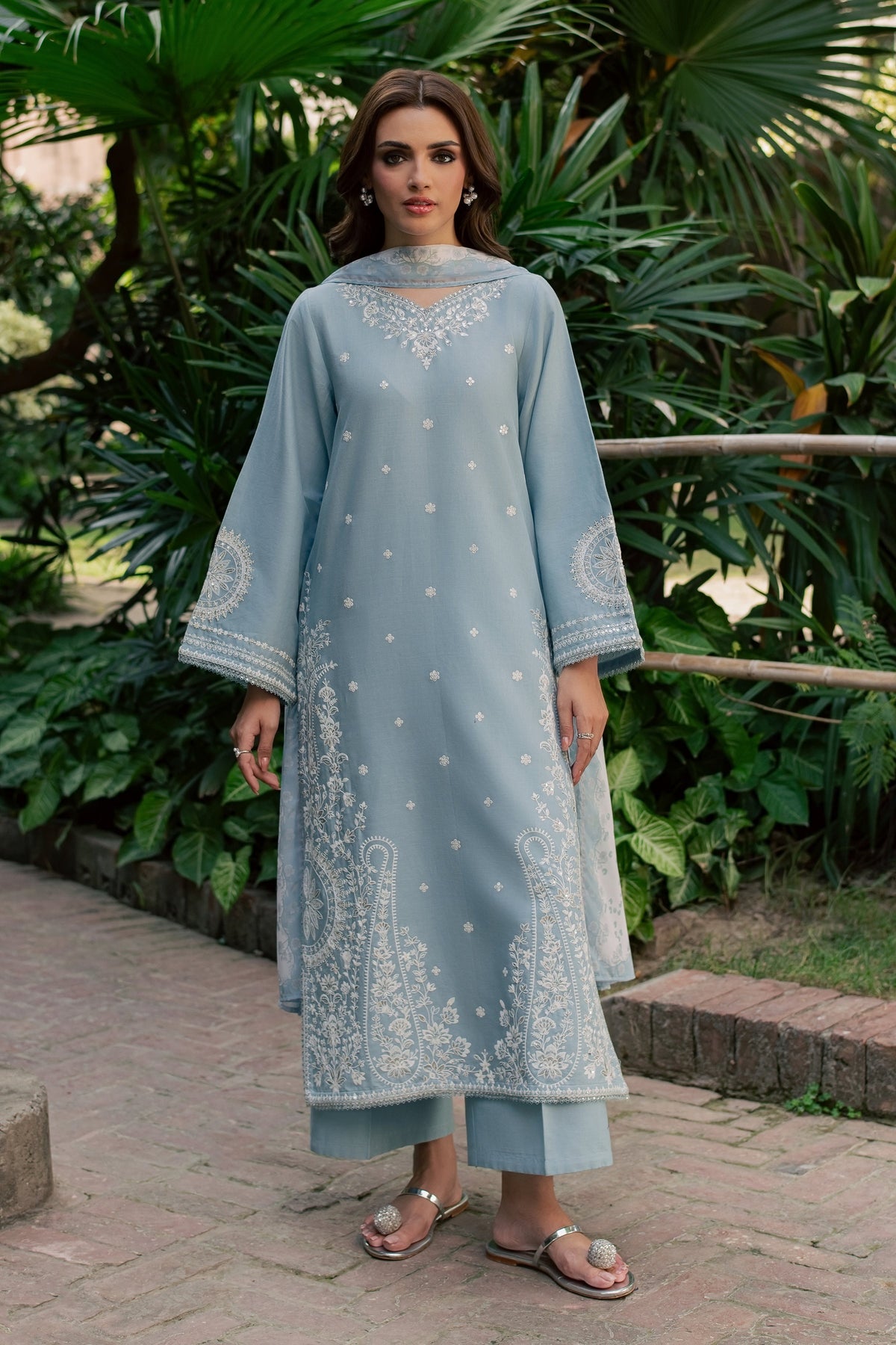 Phoebe 3Pc - Embroidered Khaddar Pret
