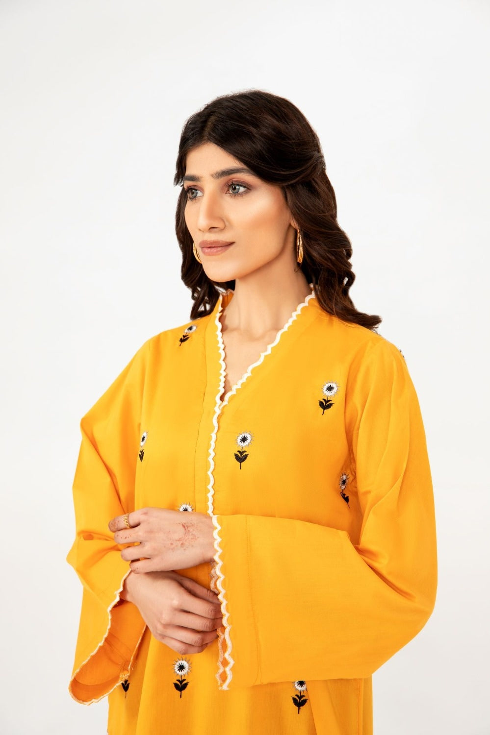 Neddle Craft Embroidered Shirt