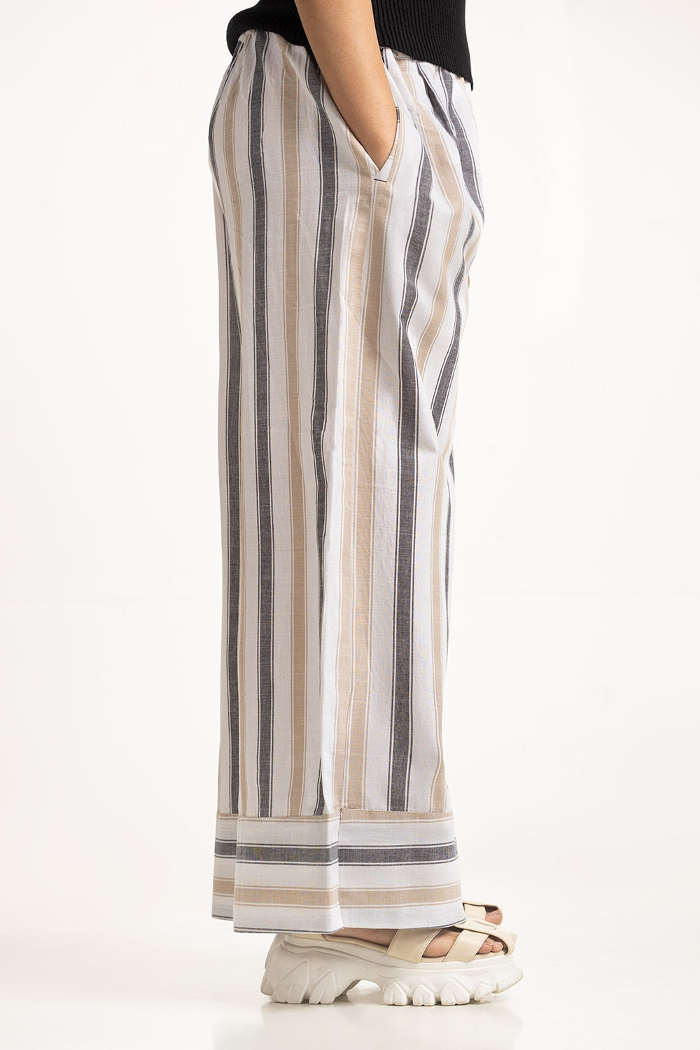 Women-Trouser Regular Fit