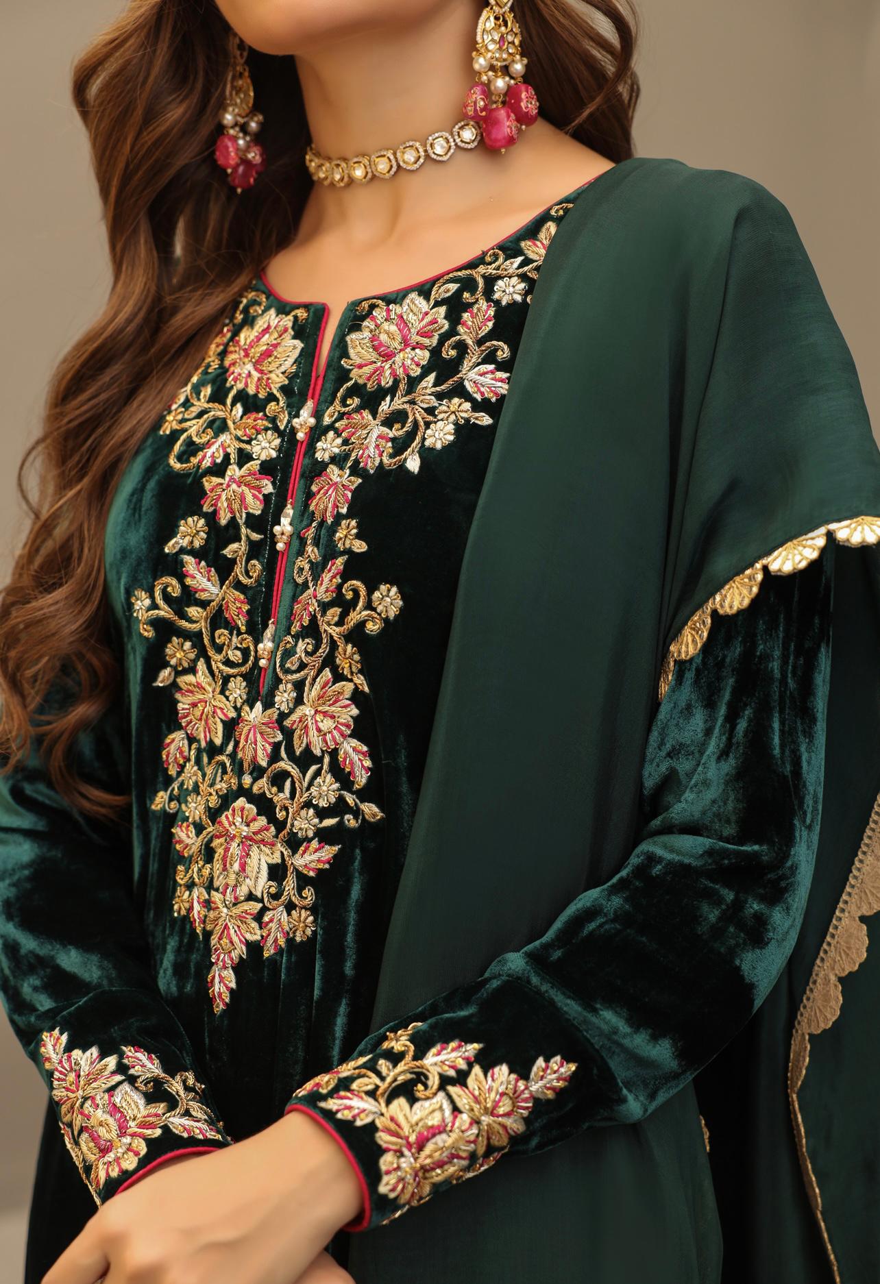 Zaibtan Velvet Luxe by Alizay Saad
