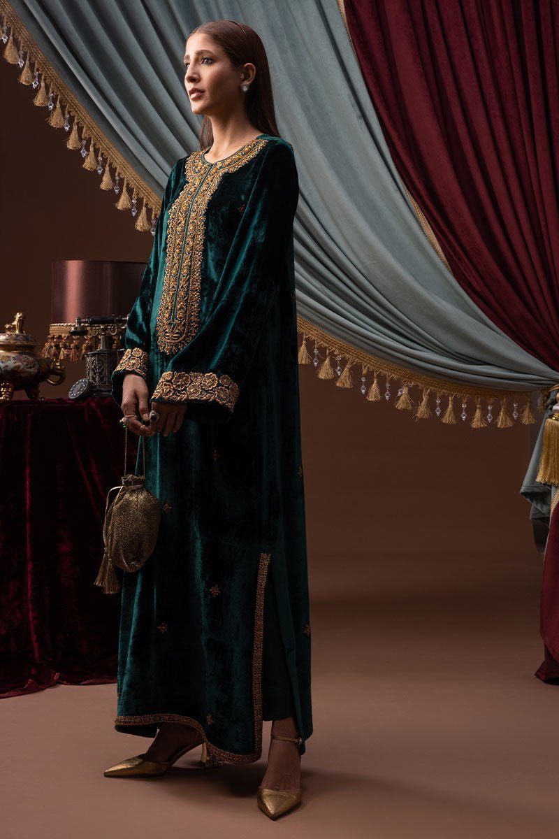 Zeenat Velvet Luxe Kaftan by Alizay Saad