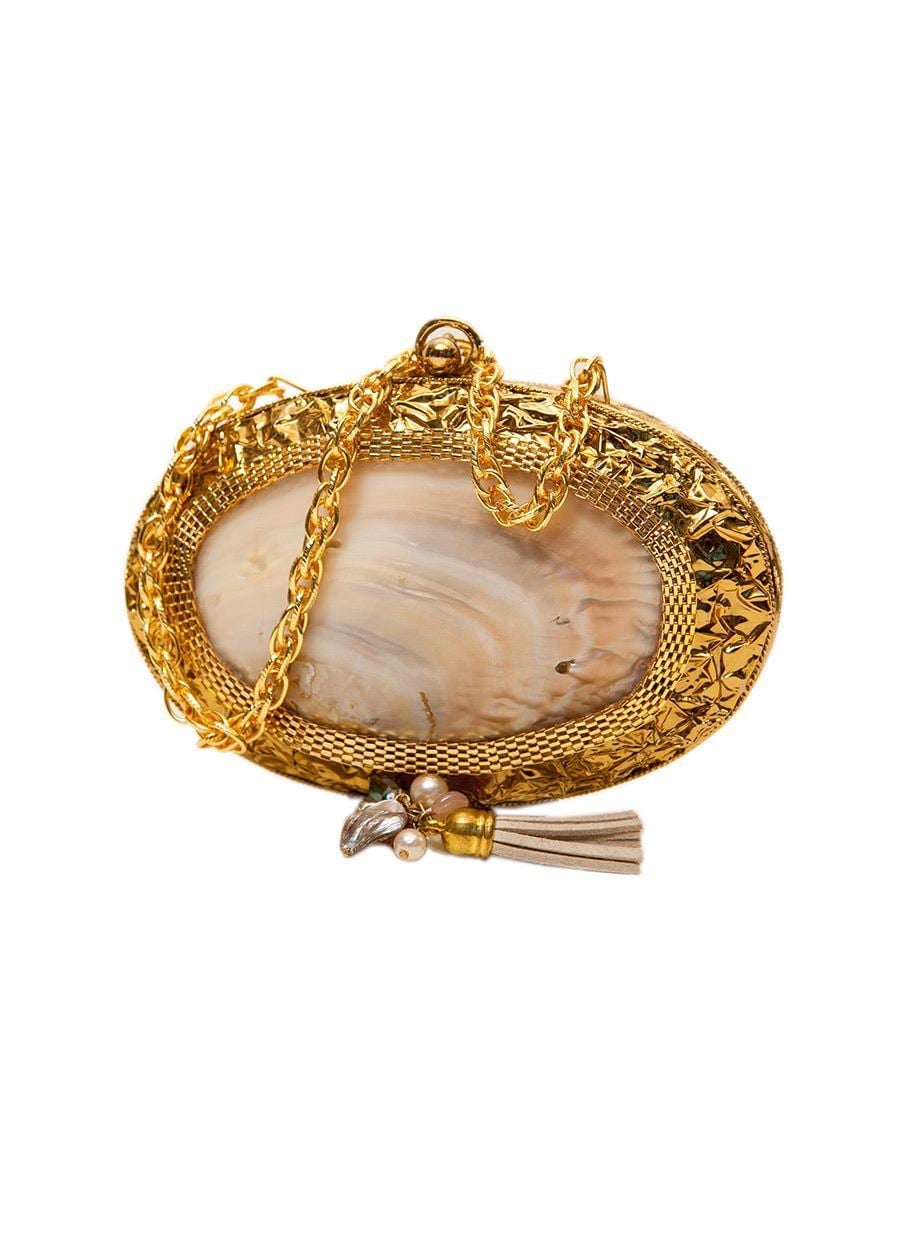 https://www.farahtalibaziz.com.pk/images/thumbs/0000382_mother-of-pearl-oval.jpeg