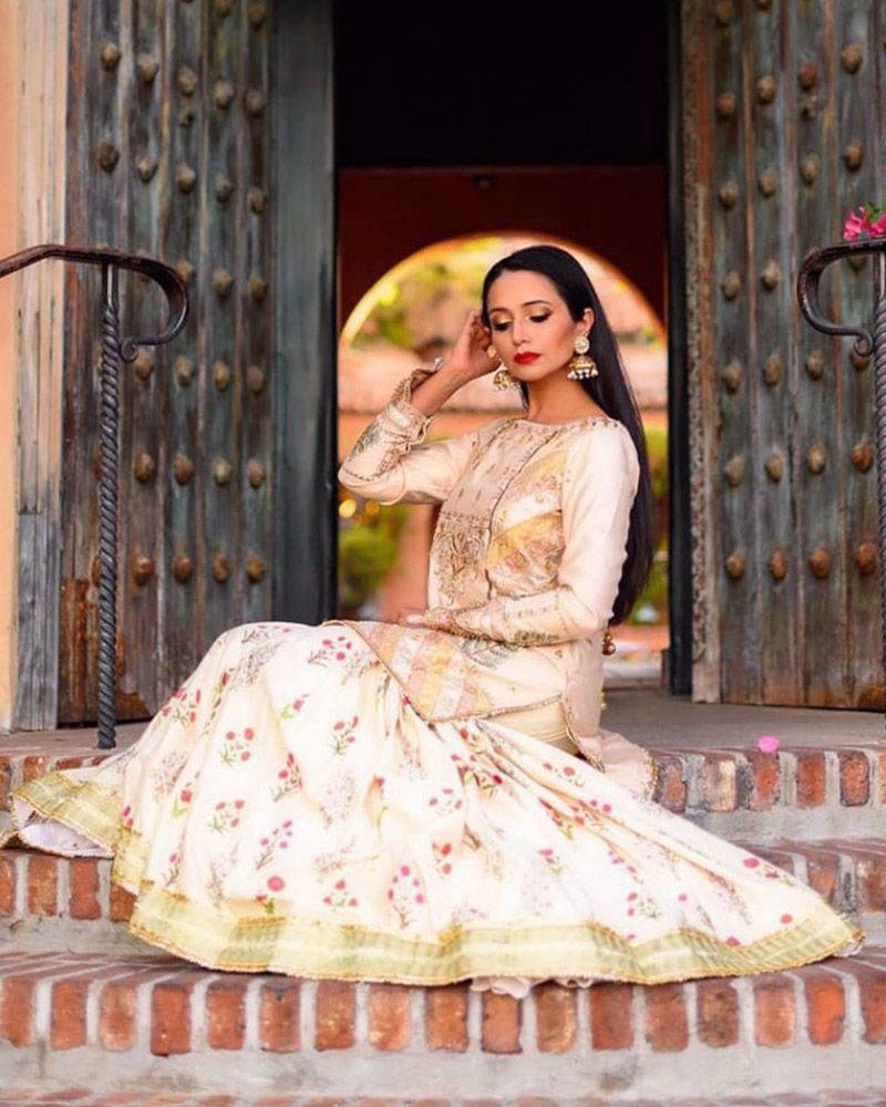 https://www.mohsinnaveedranjha.com/images/thumbs/0000669_mnr-formals_1000.jpeg