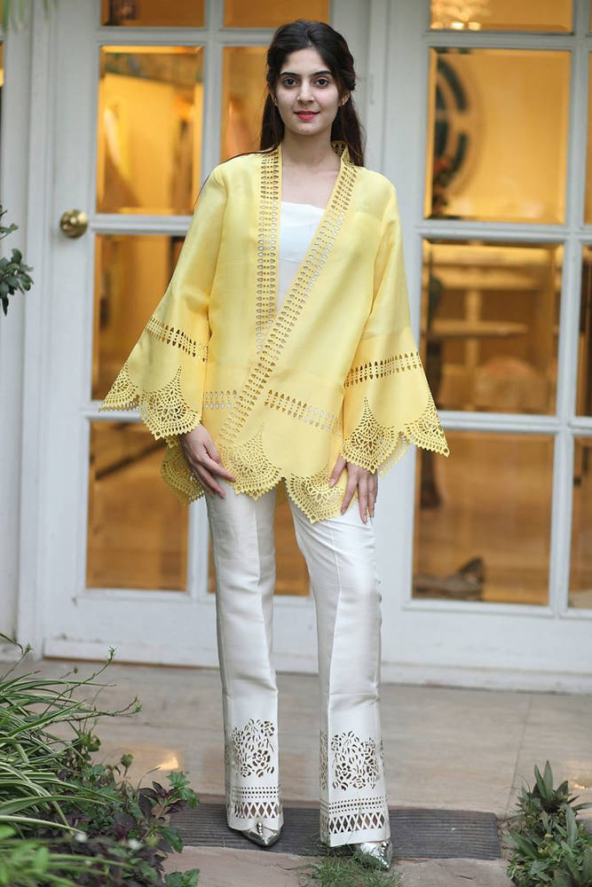 https://www.faridahasan.com/images/thumbs/0000776_laser-cut-jacket_1000.jpeg