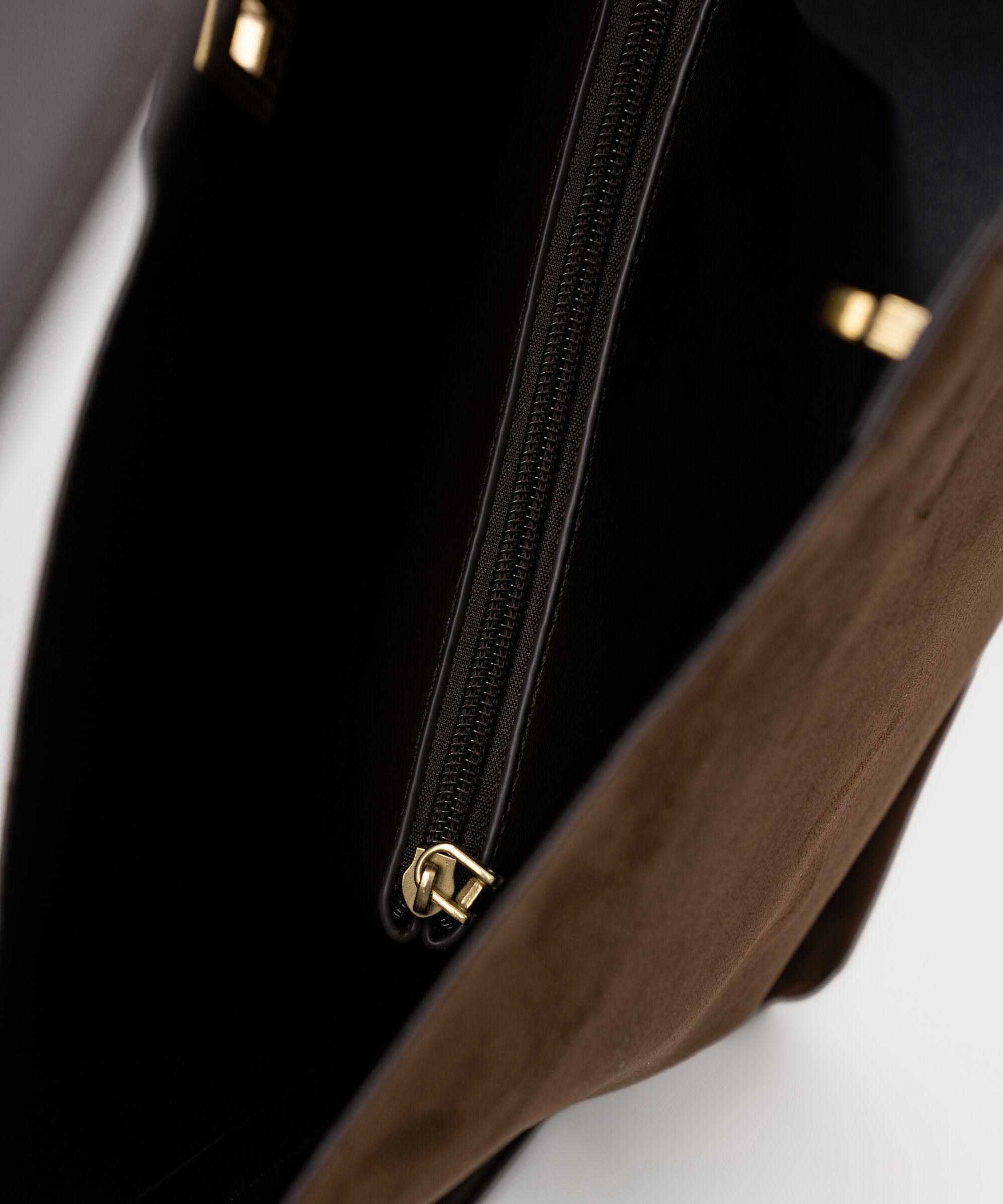 BROWN CROSSBODY BAG