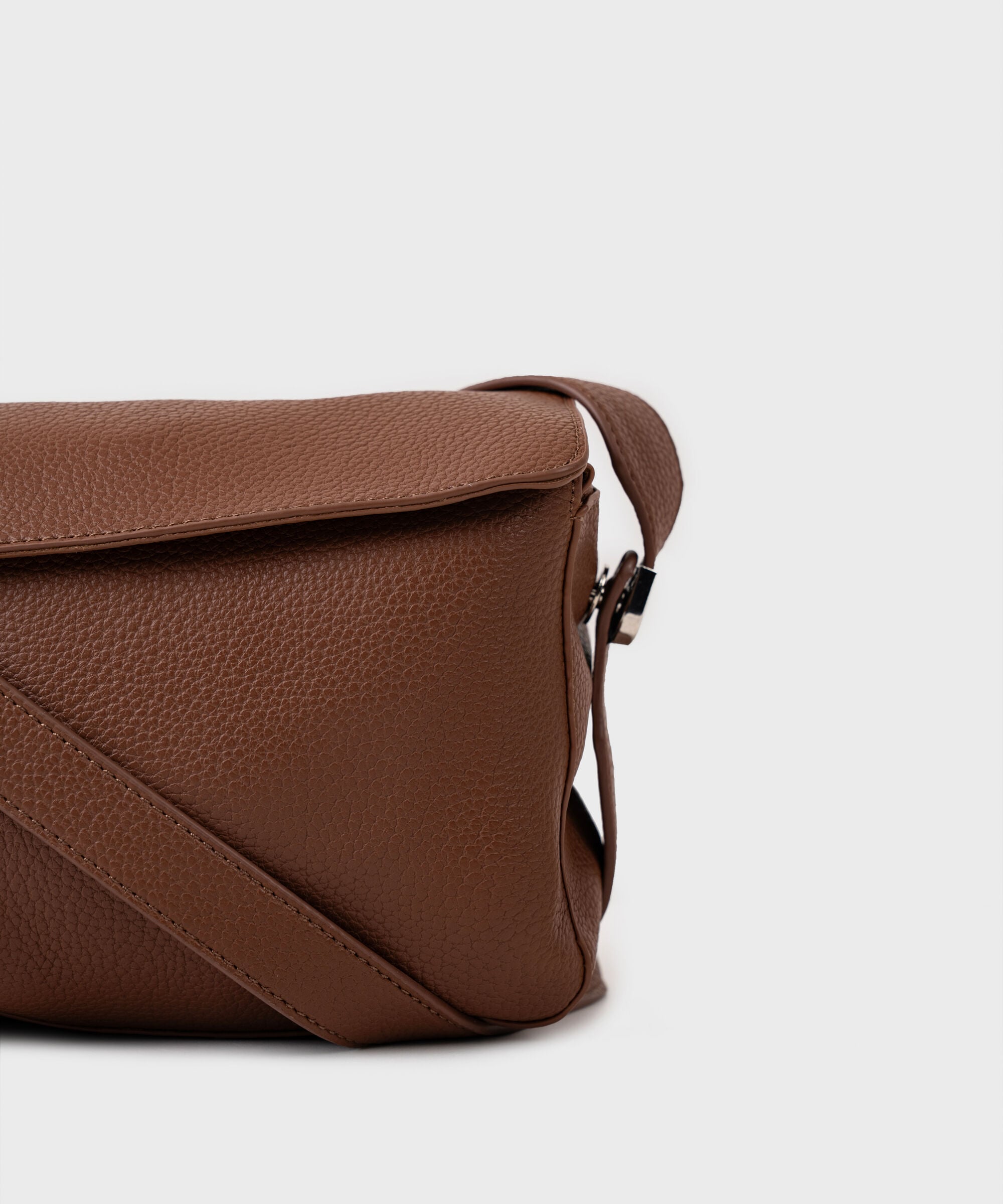 BROWN CROSSBODY BAG