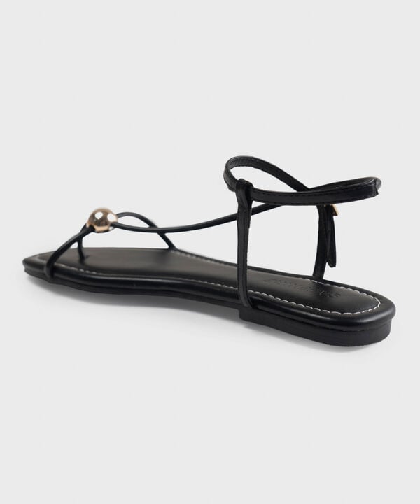 BLACK SANDALS