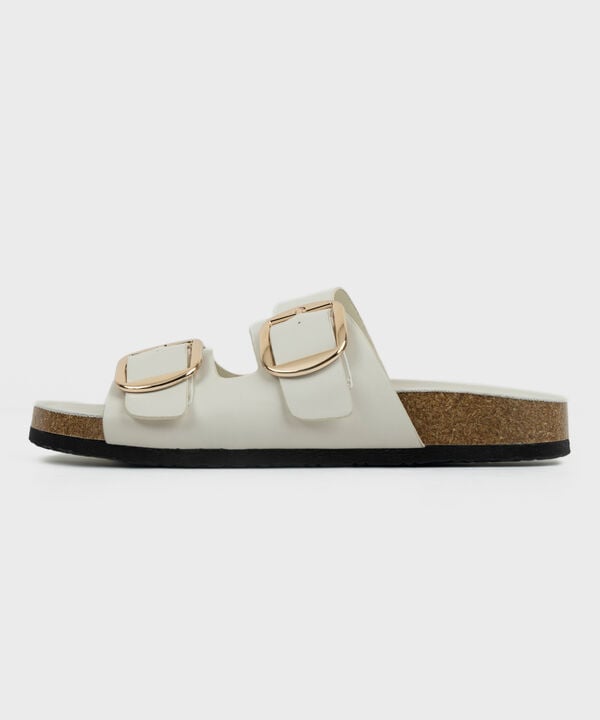 BEIGE SANDALS