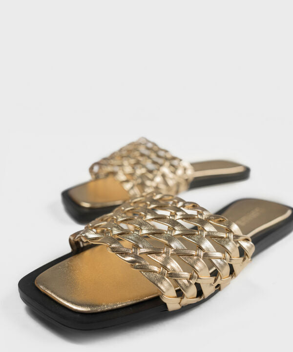 GOLD BRAIDED SANDALS