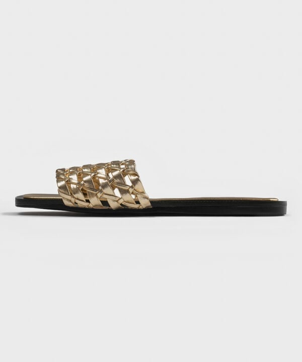 GOLD BRAIDED SANDALS