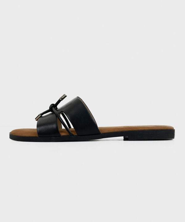 Black Flats