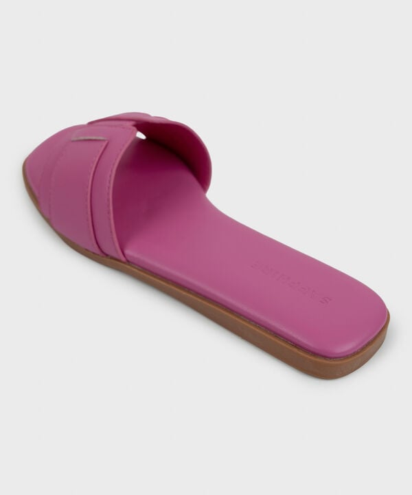 PINK SANDALS