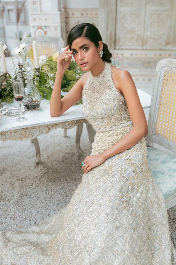 https://cdn.shopify.com/s/files/1/0752/6187/0325/files/0001276_blue-rose-bridal.jpg?v=1750756881