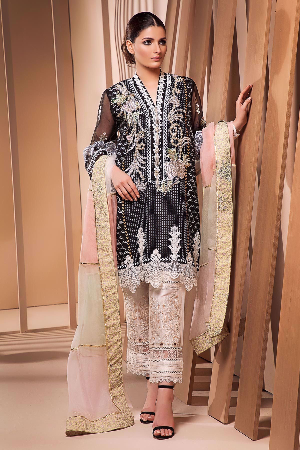 Eclectic rose- black