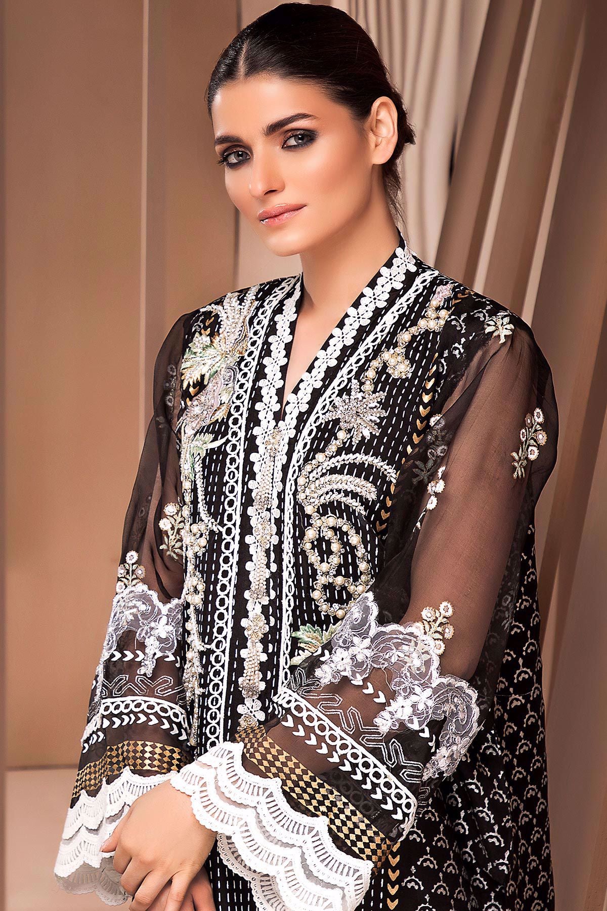 Eclectic rose- black