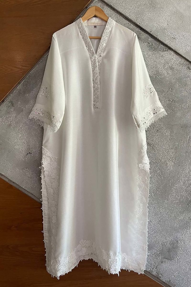 https://cdn.shopify.com/s/files/1/0799/2921/3243/files/0001349_floral-cutwork.jpg?v=1692427262