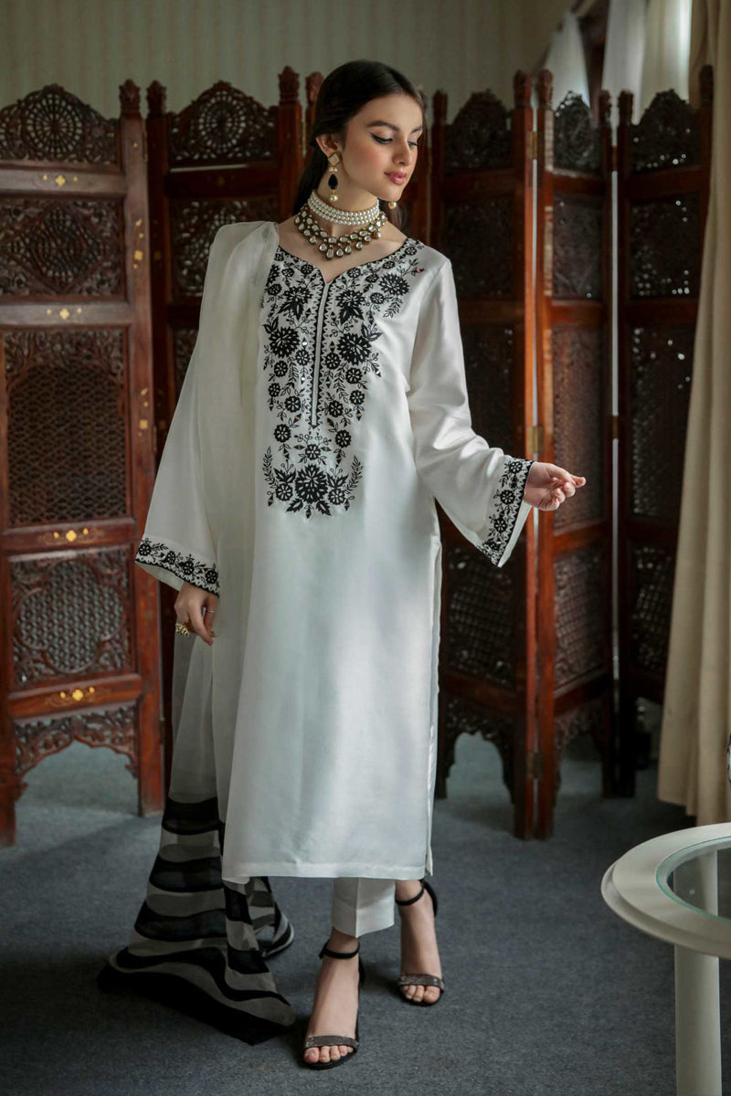 https://cdn.shopify.com/s/files/1/0799/2921/3243/files/0001401_eid-edit-white.jpg?v=1692429898