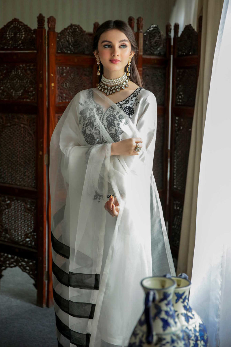 https://cdn.shopify.com/s/files/1/0799/2921/3243/files/0001404_eid-edit-white.jpg?v=1692429898