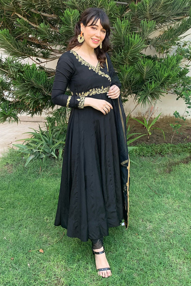 Ajn-005 with Timeless Appeal