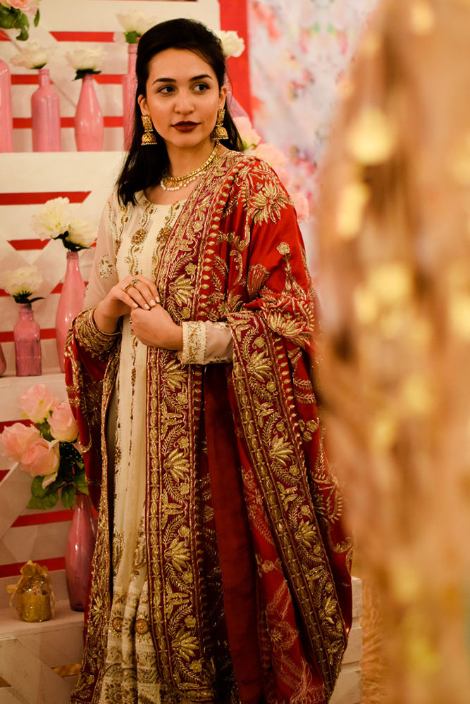 Ajn-0022 with Timeless Appeal