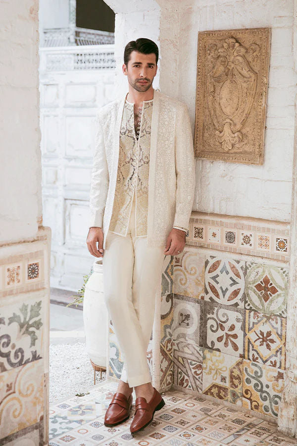 https://cdn.shopify.com/s/files/1/0752/6187/0325/files/0001591_royal-beige-shrug.jpg?v=1750749663