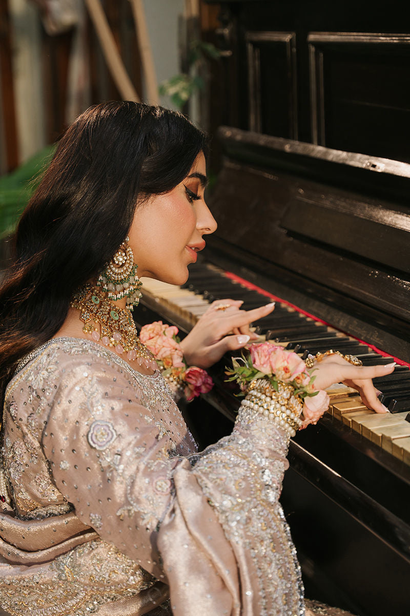 https://www.amnaarshad.pk/images/thumbs/0001610_nashmia.jpeg