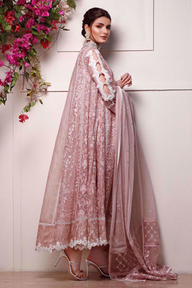 Husn bano blush