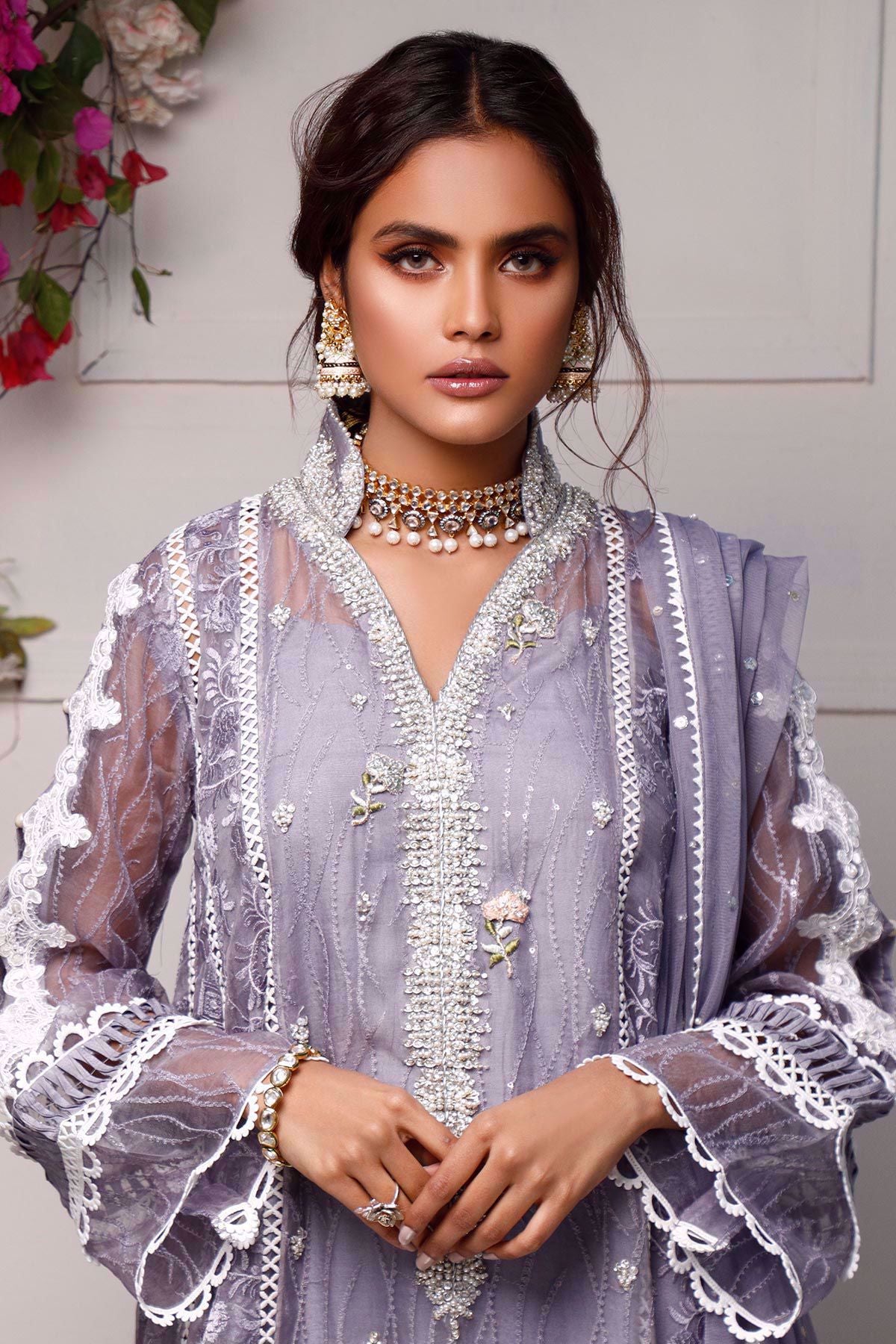 Husn bano orchid