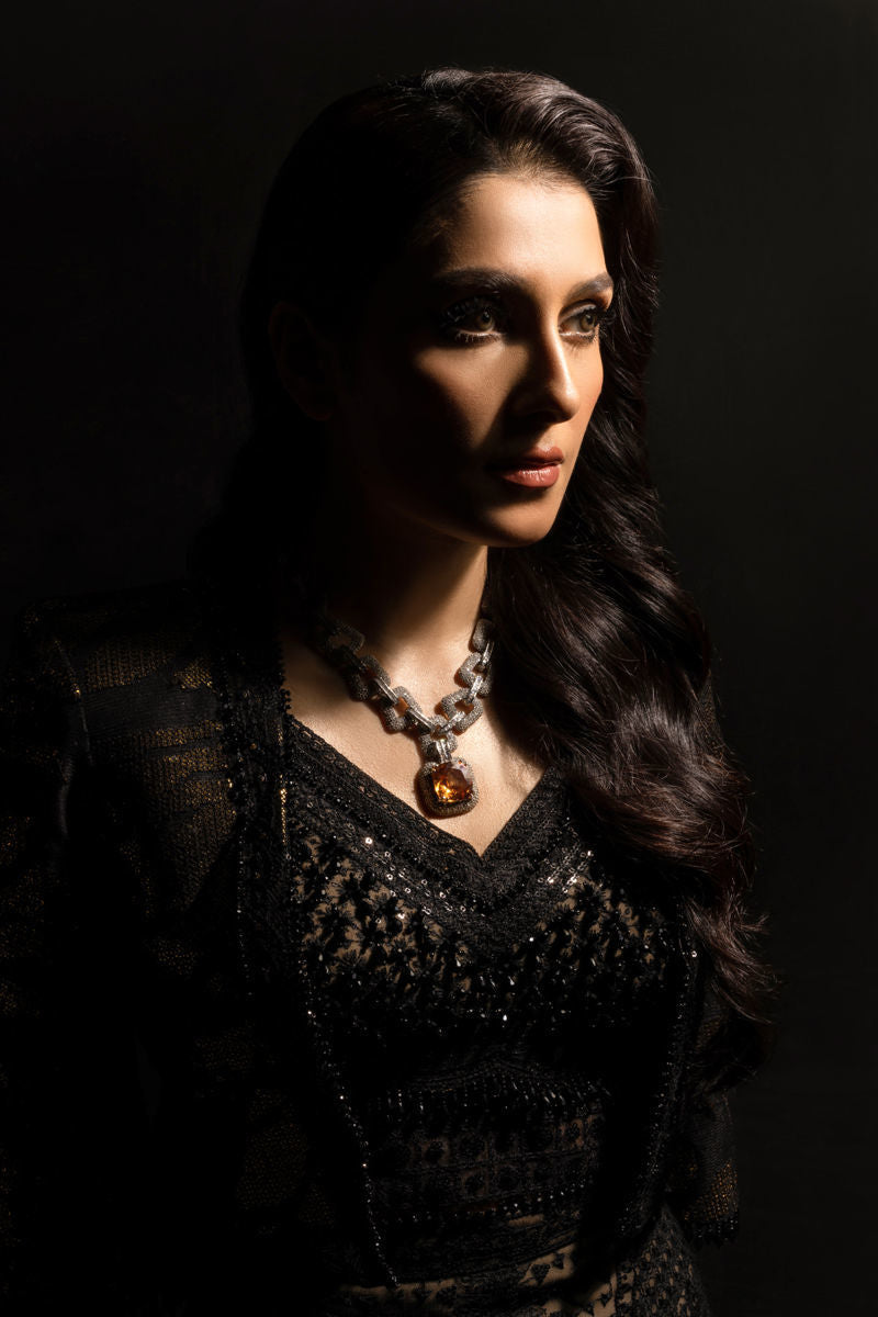 Ayeza Khan In Hestia