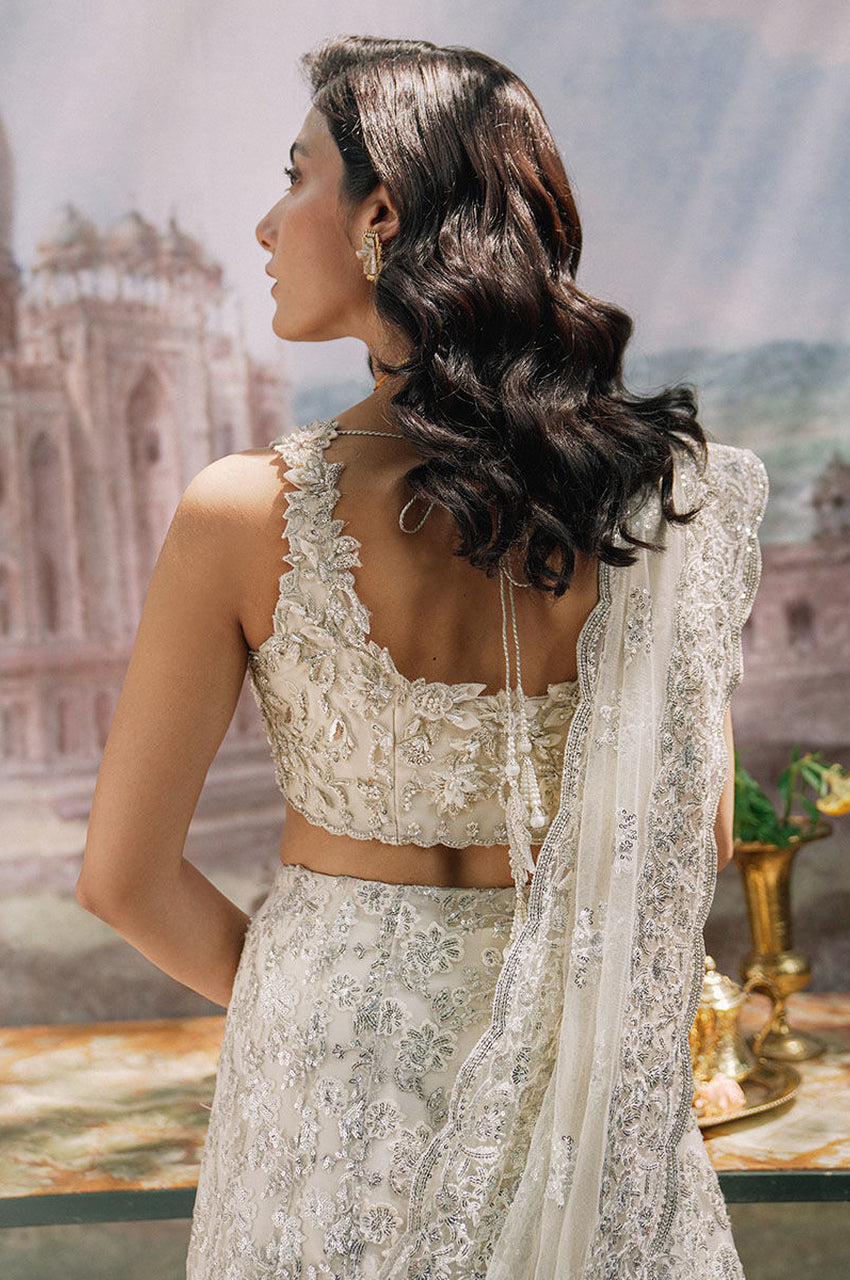 Dusky Ivory