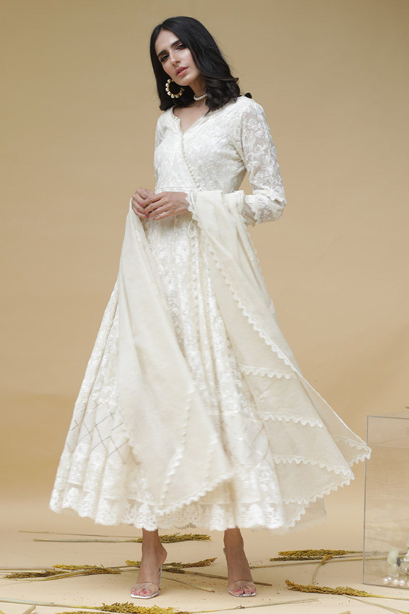 Kinar Angarkha and Dupatta With Pants