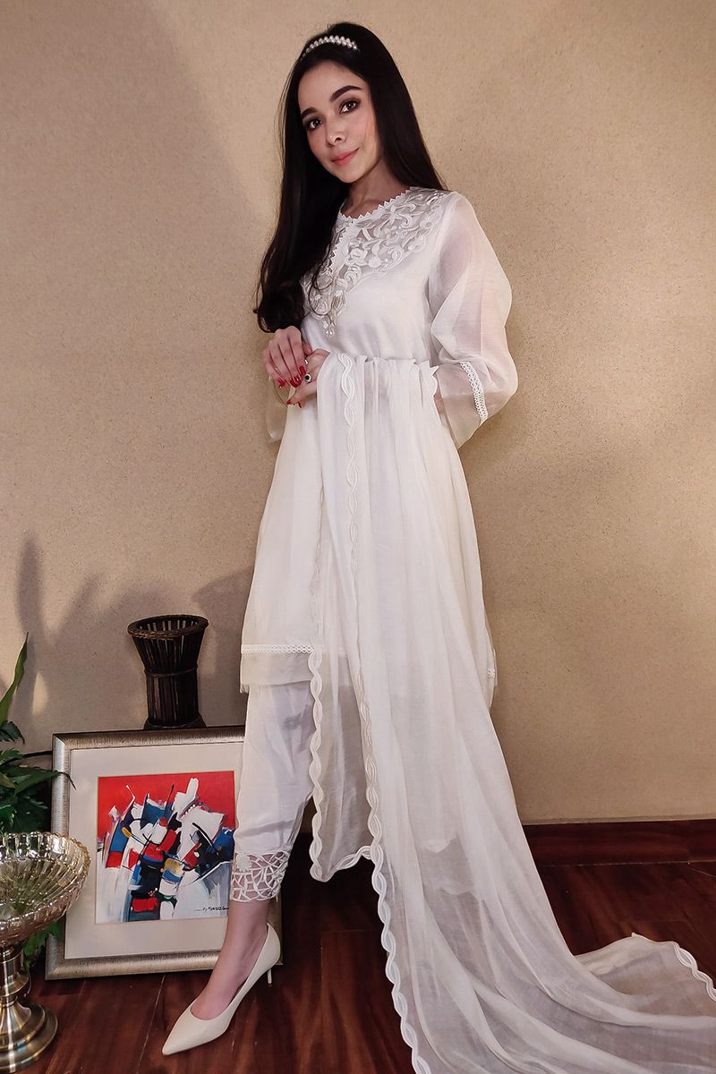 Cutwork Basic - White