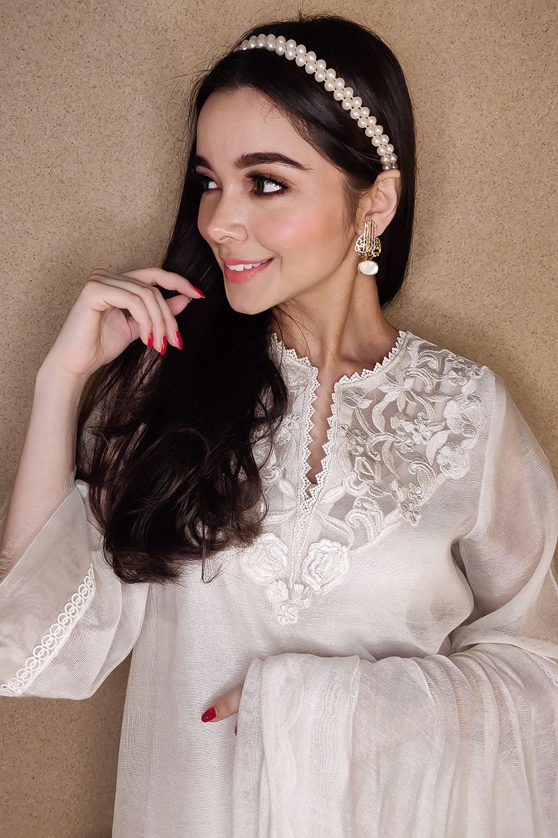 Cutwork Basic - White