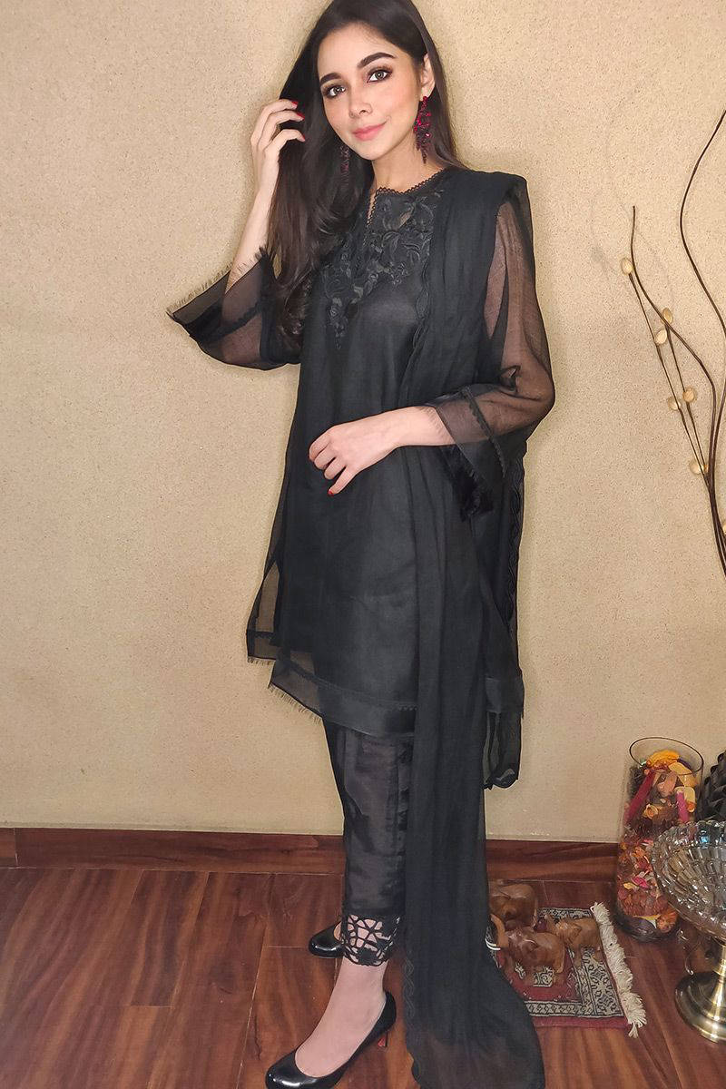 Cutwork Basic - Black
