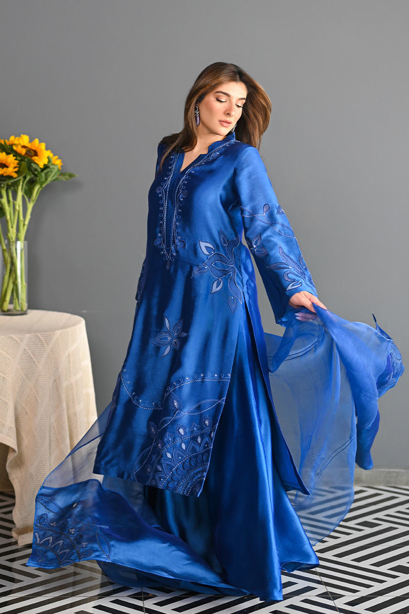 https://www.amnaarshad.pk/images/thumbs/0002924_ziyrah.jpeg
