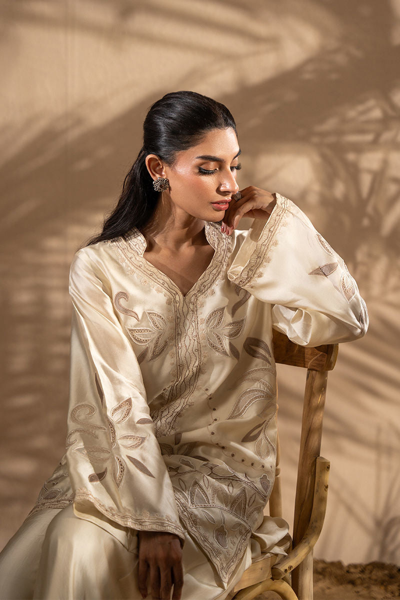 https://www.amnaarshad.pk/images/thumbs/0002941_vovo.jpeg